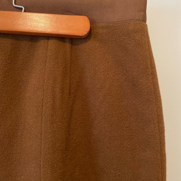 100% wool Cassis skirt - Picture 3 of 5
